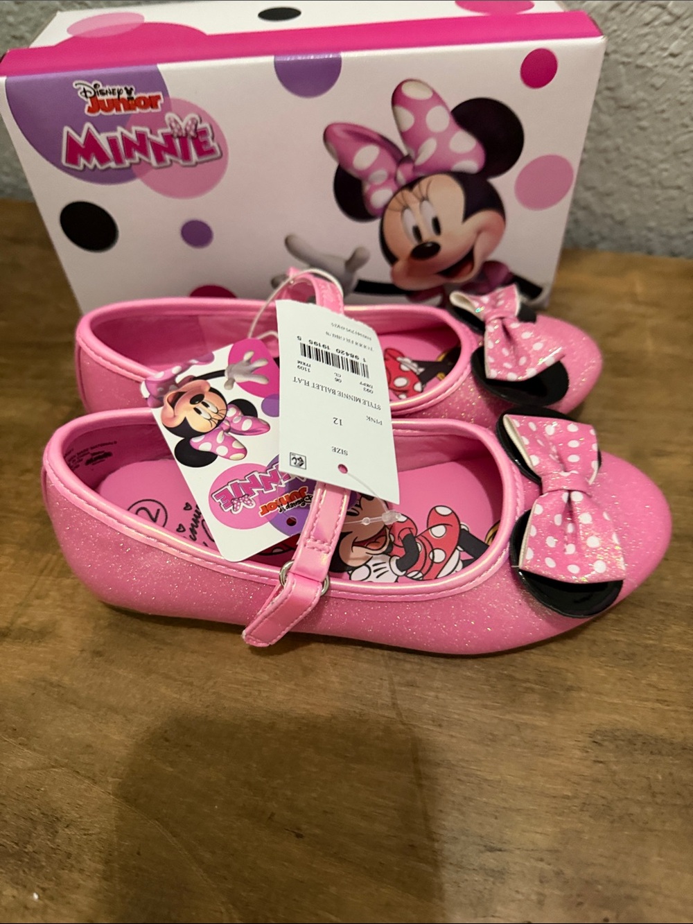 Disney Minnie Mouse Sparkle Pink Bow Mary Janes size 12 - Picture 3 of 4